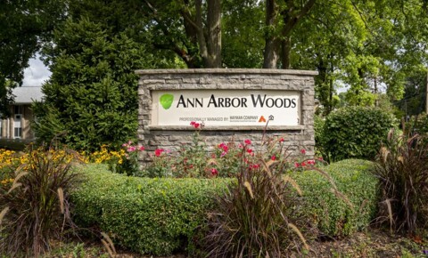 Apartments Near Moody Theological Seminary and Graduate School--Michigan Ann Arbor Woods for Moody Theological Seminary and Graduate School--Michigan Students in Plymouth, MI