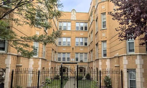 Apartments Near City Colleges of Chicago-Malcolm X College Bison National Holdings LLC for City Colleges of Chicago-Malcolm X College Students in Chicago, IL