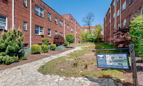 Apartments Near Technical Learning Centers Inc The Terrace at Hillcrest for Technical Learning Centers Inc Students in Washington, DC