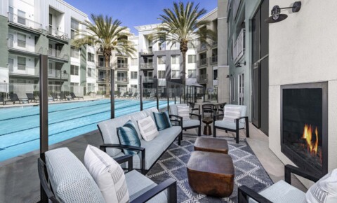 Apartments Near Vanguard Special Summer Internship Housing - SHARED ROOM for Vanguard University of Southern California Students in Costa Mesa, CA