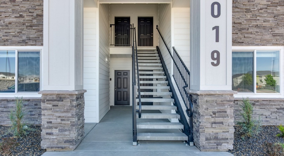 Brand New 2 Bedroom Apartments in Caldwell With Style, Convenience & Comfort!