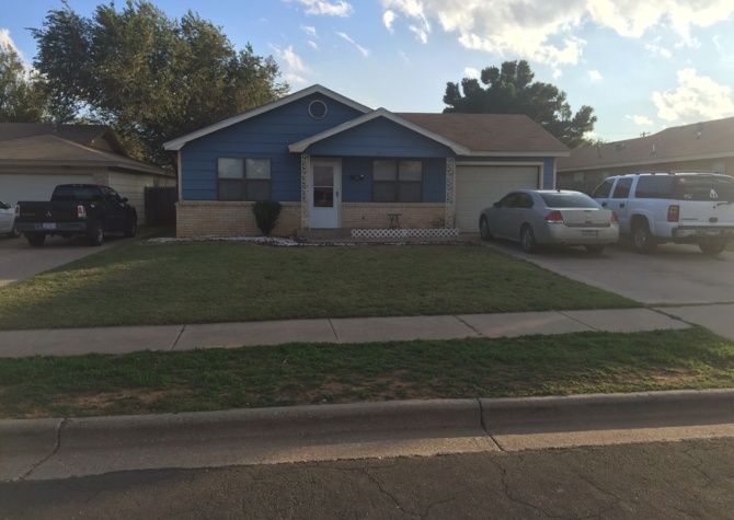 Houses Near Wonderful 2/1/1 home in central Lubbock - 4621 38th Street
