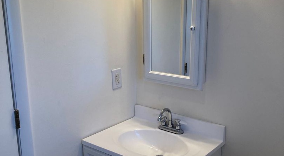 2 Bedroom / 1.5 Bath Condo in Johnson City, TN 