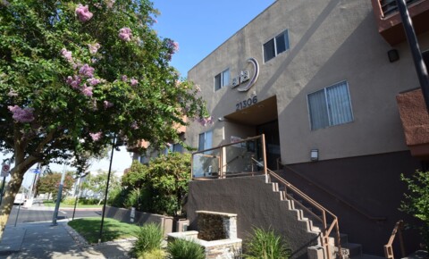 Apartments Near Simi Valley 21306 for Simi Valley Students in Simi Valley, CA