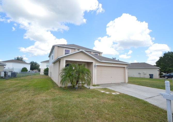 Houses Near Winter Haven  Large 4 bedroom fenced yard 