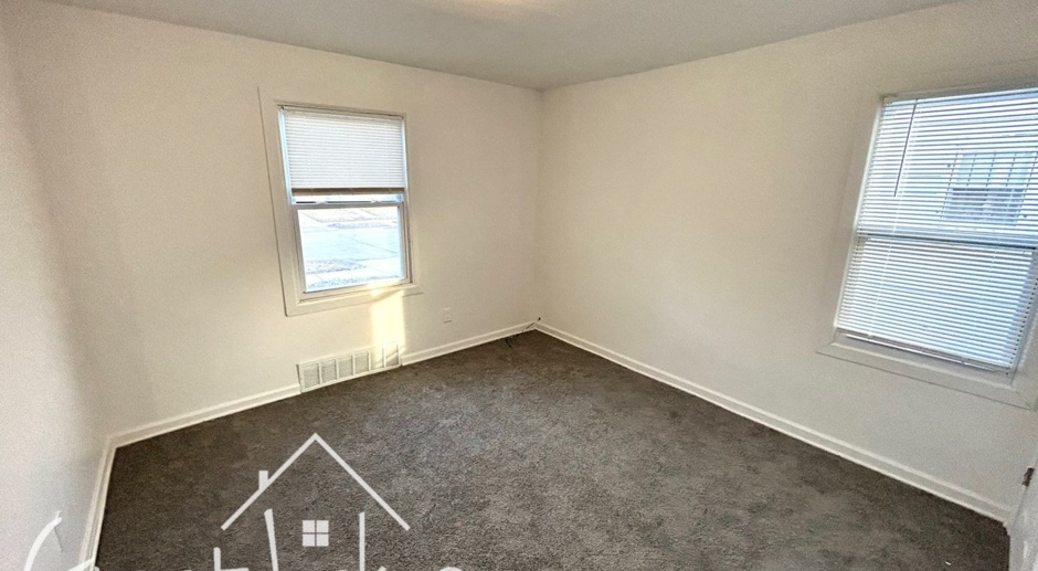Cozy 2 Bedroom / 2 Bathroom house now available for rent!