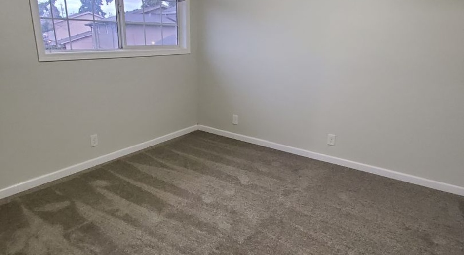 Fully Remodeled 3 Bedroom Townhome! 
