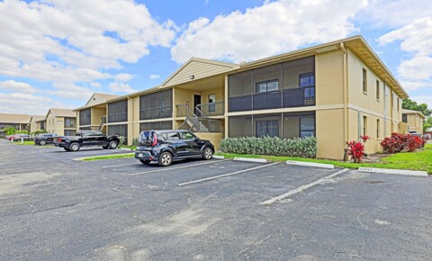 Apartments Near Rasmussen College-Fort Myers Mystic Gardens 5329-2904 for Rasmussen College-Fort Myers Students in Fort Myers, FL