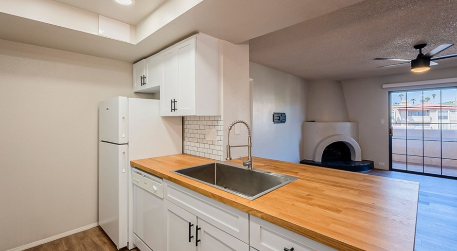 2 Bed, 2 bath Condo (Furnished, short-term lease)