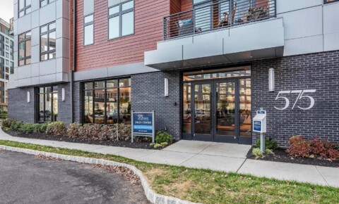 Apartments Near King Of Prussia Luxurious 2-Bedroom Condo at 575 South at The Village at Valley Forge! Available NOW! for King Of Prussia Students in King Of Prussia, PA