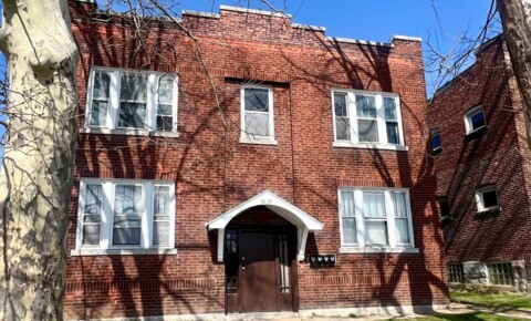 Apartments Near Webster 3641 Chippewa Street for Webster University Students in Saint Louis, MO