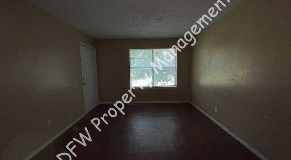 Spacious Two-Bedroom Apartment for Lease in Prime Denton Location