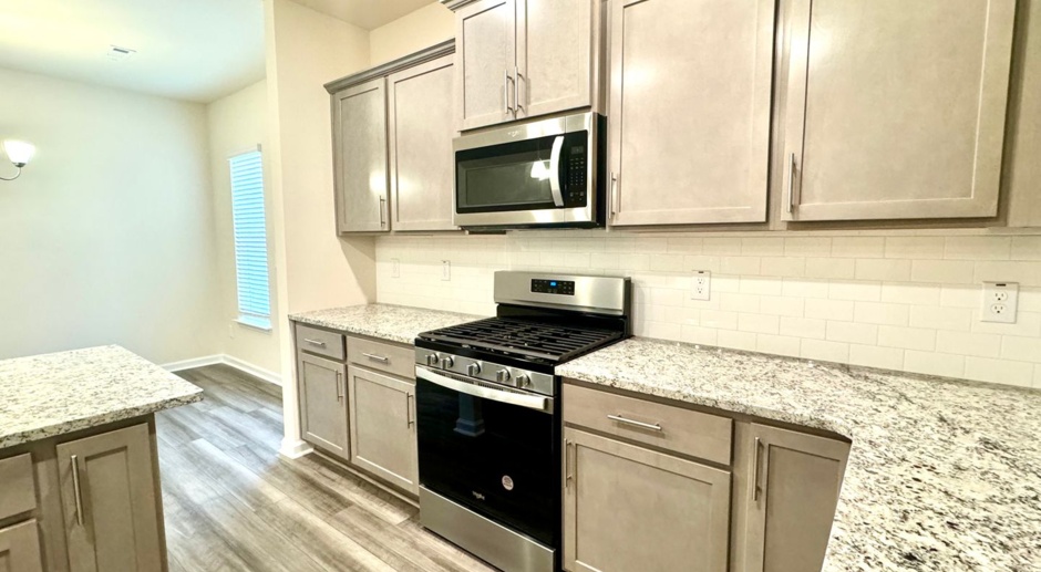 Brand new 3BR 2.5BA Townhome!