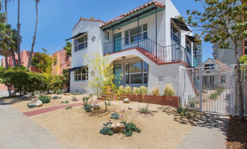 Apartments Near TSRI 3945-51 Centre Street for Scripps Research Institute Students in La Jolla, CA