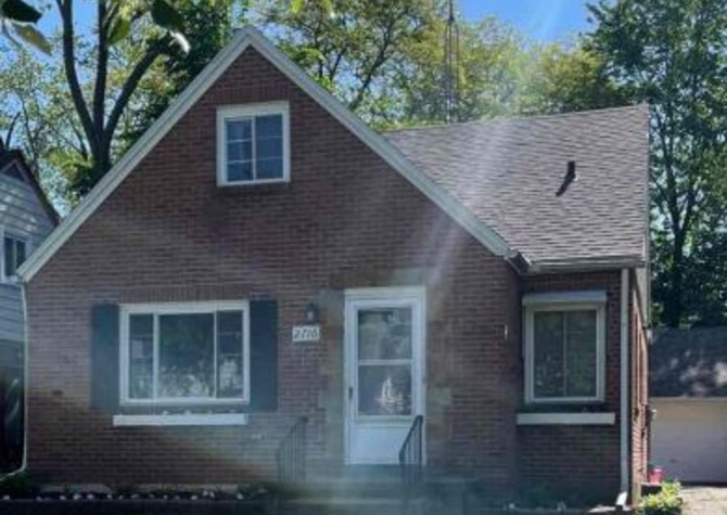 Houses Near Beautifully updated 3 bedroom, 1.5 bath all brick bungalow. 