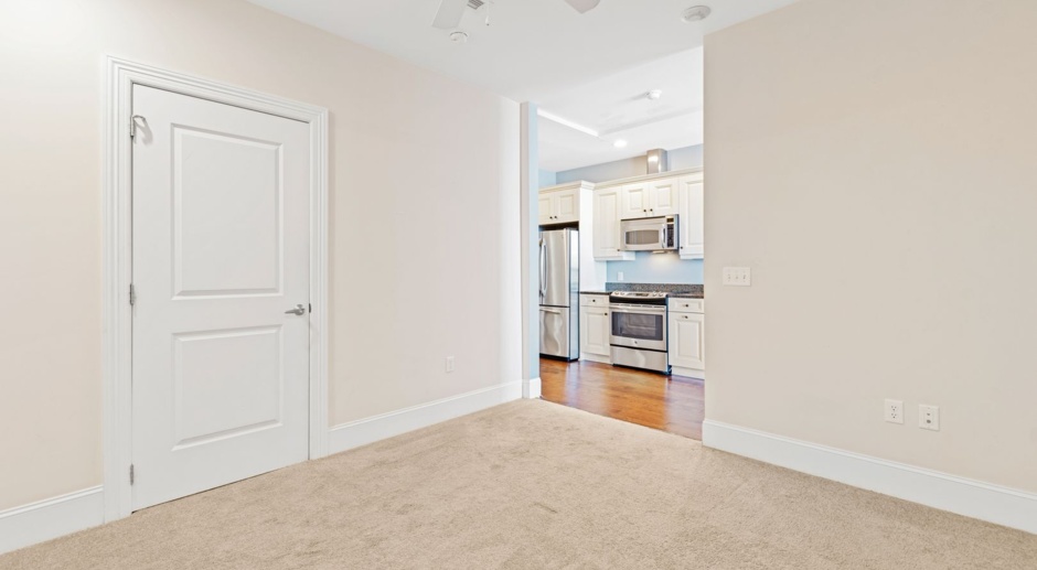 Stunning Studio Apartment with Spectacular Views in Downtown Raleigh