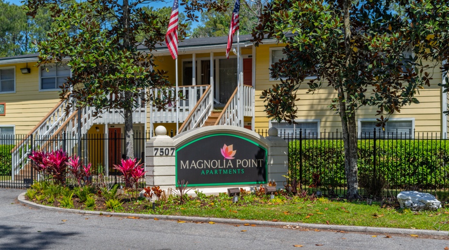 Magnolia Point