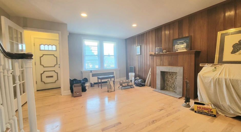 Stunning 3-Bedroom Townhome in West Oak Lane! Available mid-April!