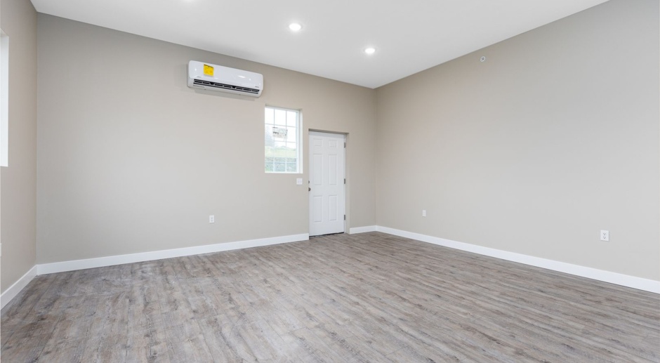 Brand new remodeled 2 Bedroom 2 Bath apartment