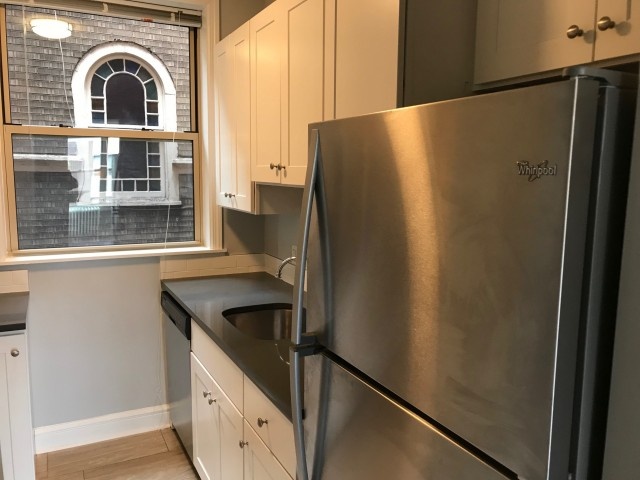 Aug 1st-Rent Special! In-Unit Laundry! Cat Friendly! Renovated!