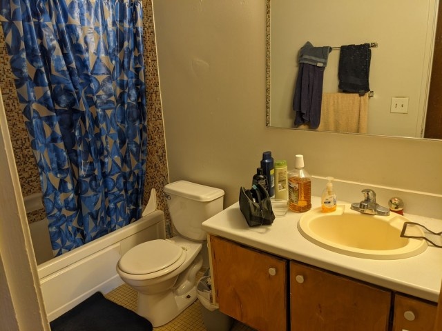Spacious Two Bedroom Two Bathroom Apartment!