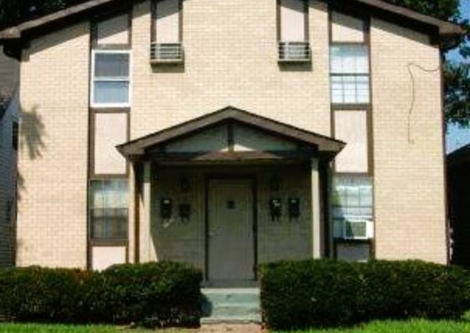 Houses Near Taylor Blvd.-Nice 1 Bedroom APARTMENT Near Churchill Downs-UofL-Parks-Lots Of Shopping & Dining
