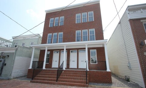 Apartments Near VCU 1505 W Cary St for Virginia Commonwealth University Students in Richmond, VA