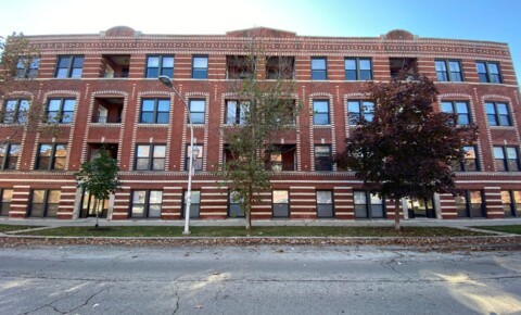 Apartments Near Harrington Altgeld Hall, LLC for Harrington College of Design Students in Chicago, IL