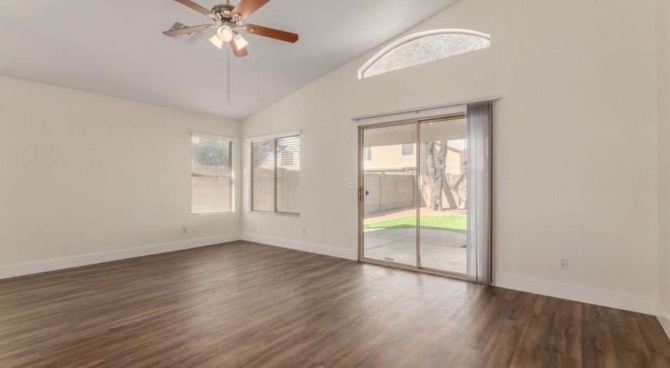 Exquisite 3 Bed, 2 Bath Home in Prime Southern Tempe Location!