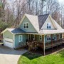 East AVL - Contemporary Farmhouse on Large Wooded Lot