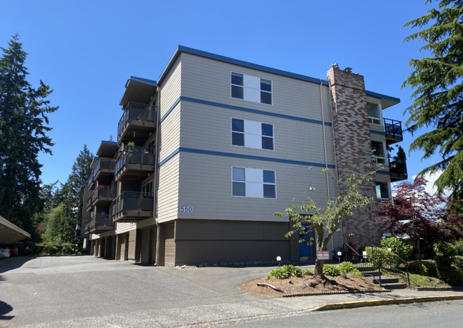 Houses Near Huge updated 2 bed 2 bath condo minutes to Downtown Edmonds-$1795