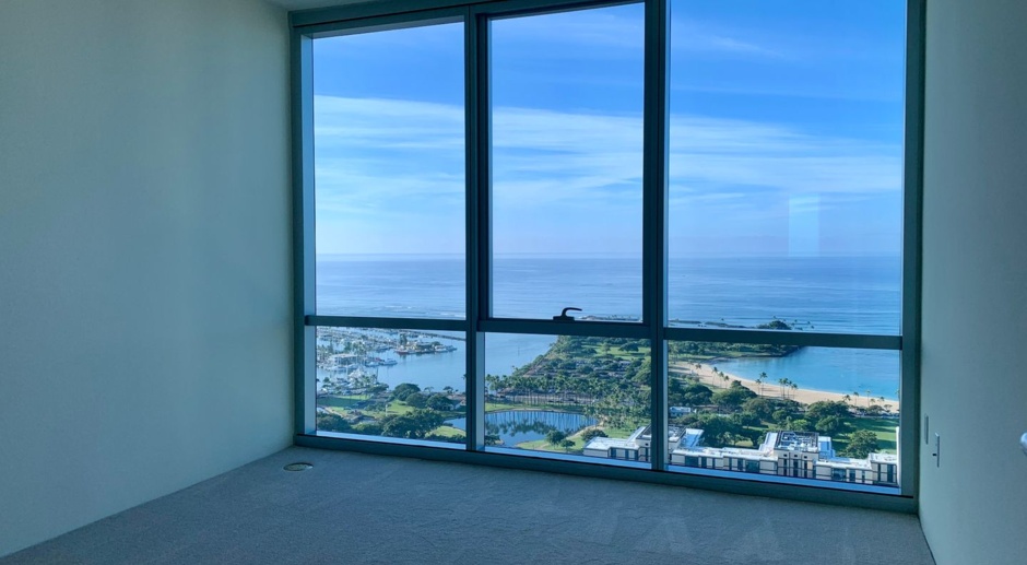 The Central: Large 3 Bed, 3 Bath Condo w/ 2 Parking and Amazing Ocean Views!
