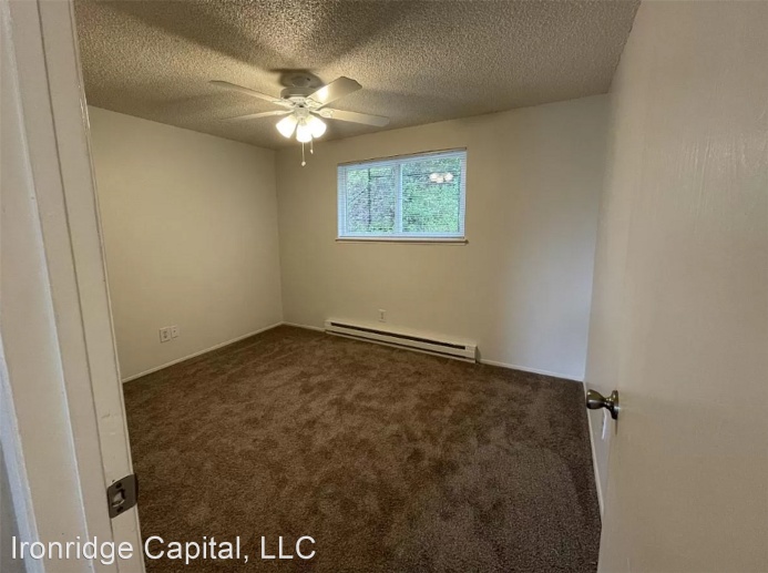 Updated 1 & 2 Bedroom Apartments in Tacoma