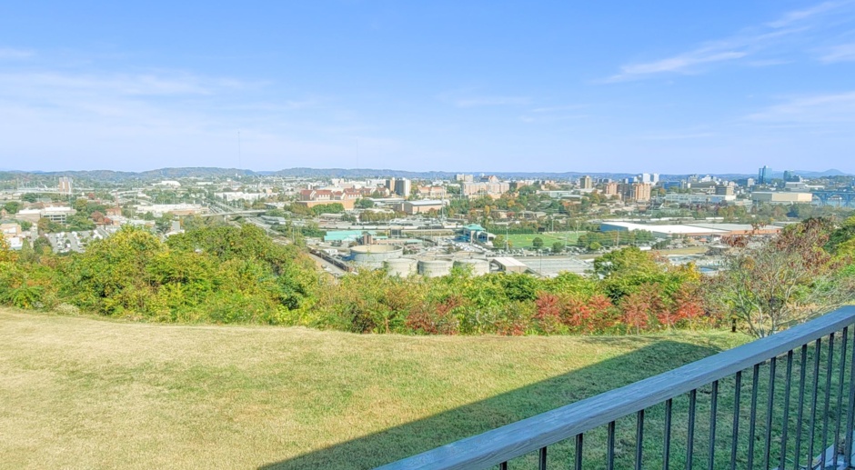 Knoxville 37920 - 2 bedroom condo overlooking Tennessee River & UT Campus - Contact Ryan Fogarty (865) 333-4840