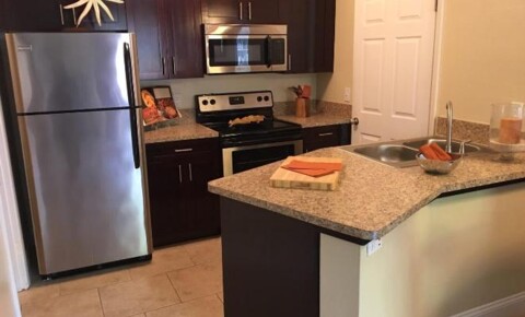 Apartments Near Everest 7505 NW 44th Street for Everest University Students in Pompano Beach, FL