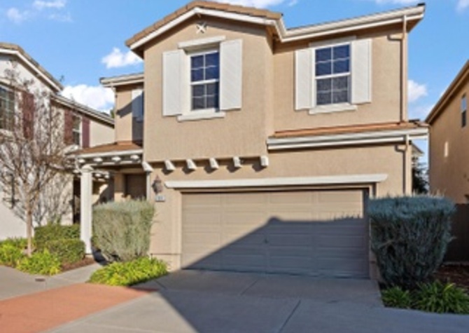 Houses Near Very nice move in ready 3 bed /3bath in Westlake