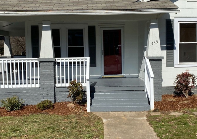 Houses Near Two bedroom, one bath home is South Knoxville