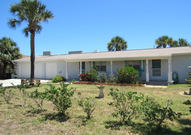 Houses Near Beachside, small pet friendly, 1/1, w/ water included, just $1595/mo
