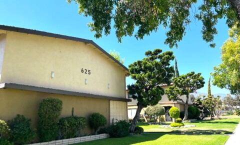 Houses Near Cal Poly Pomona 625 Silverwood Avenue C for Cal Poly Pomona Students in Pomona, CA