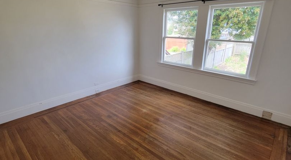 Jewel Of The Sunset! 3 bed/1 bath house across from Golden Gate Park