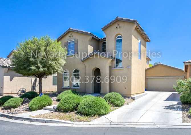 Houses Near SE!!  4 Bedrooms!!! No Carpet!! All Appliances!! Low Maintenance Desert landscape!! Synthetic grass in back yard!!!