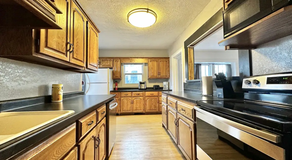 Single Family Home in Downtown Green Bay Available Mid February!