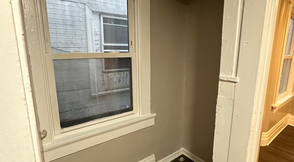 Ready to move in 2 bedroom apartment 