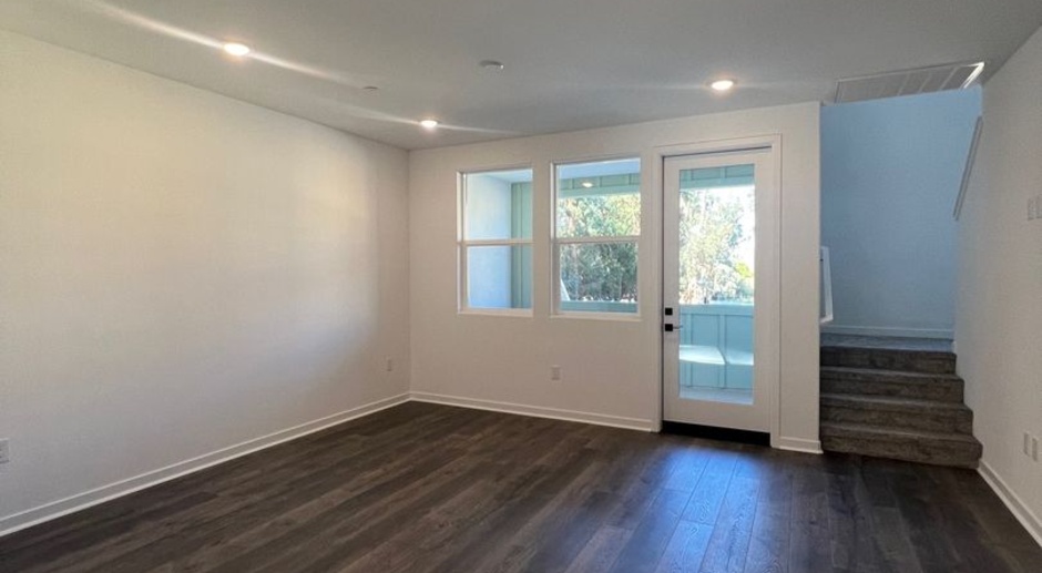 Luxurious, brand new 3BD / 3.5BA townhome in SLO