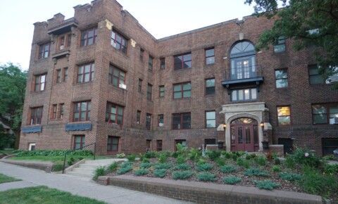 Apartments Near Luther Seminary 2338 Marshall Apartments for Luther Seminary Students in Saint Paul, MN