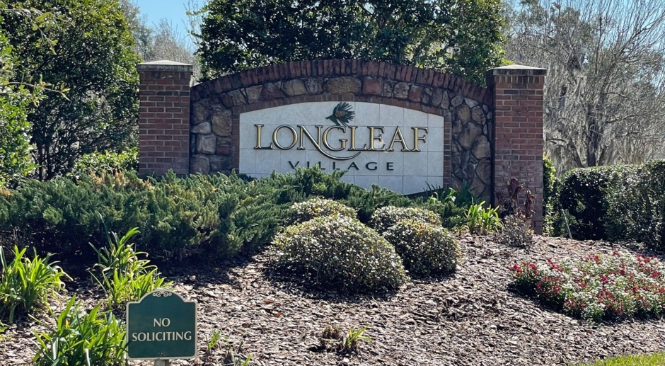 Beautiful 3/2 Home in Longleaf Available Now!