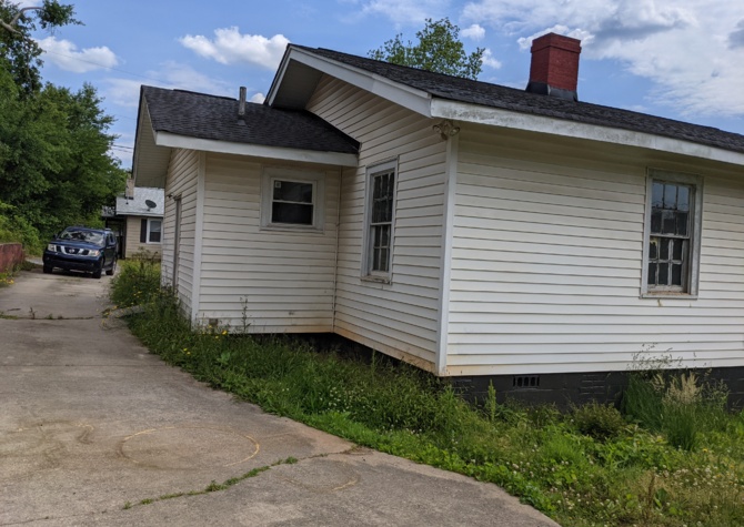 Houses Near 3/1 Bungalow in Seneca, SC $1000 rent/month