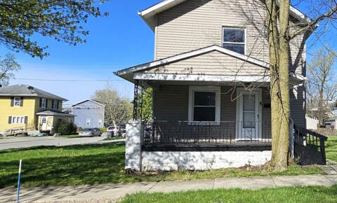 Houses Near USF NEW LISTING!! 3 Bedroom House for University of Saint Francis Students in Fort Wayne, IN