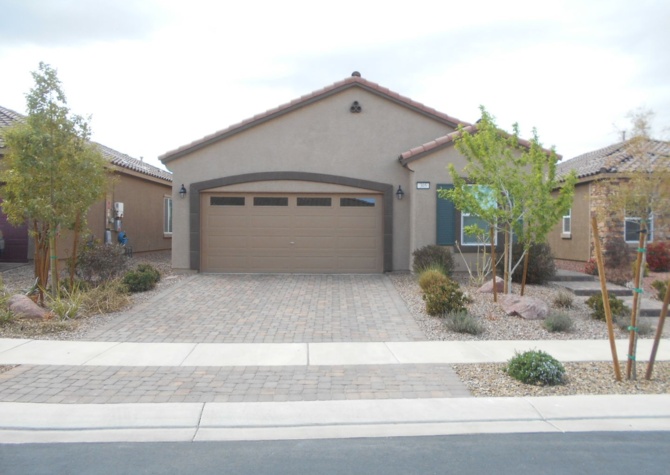 Houses Near Charming single-story home located in the heart of Henderson, NV!