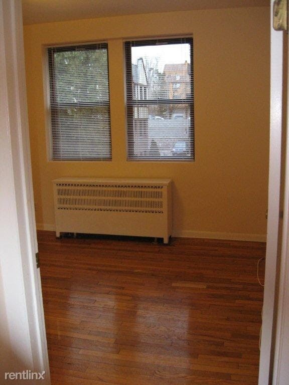 Beautiful 1 Bedroom Apt Well Maintained Bldg- Small Pets Welcome- Laundry- Parking/ White Plains